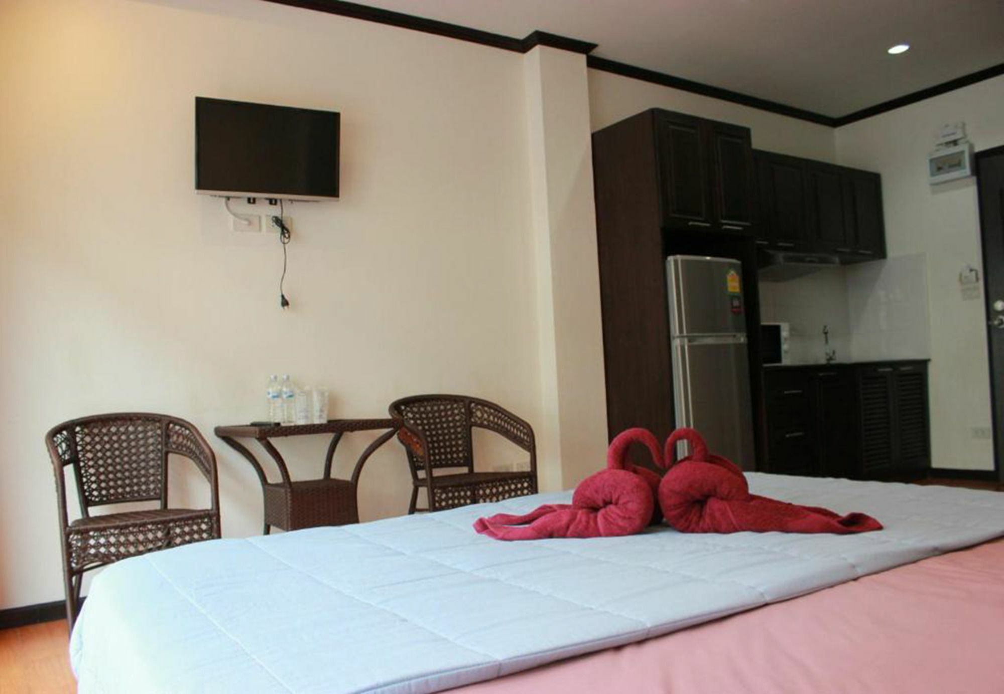 K&J Apartment Ban Nong Tabaek Екстериор снимка