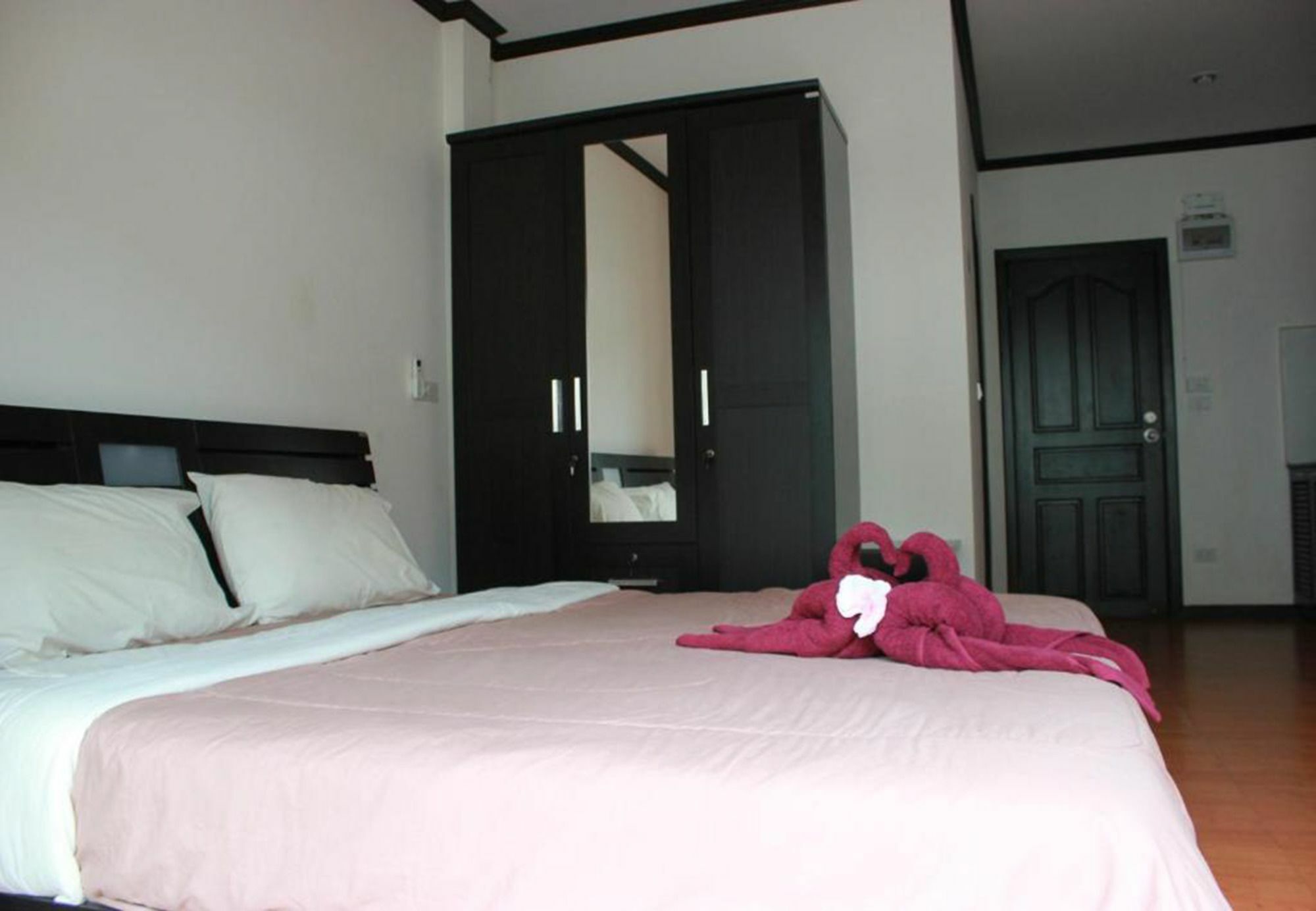 K&J Apartment Ban Nong Tabaek Екстериор снимка