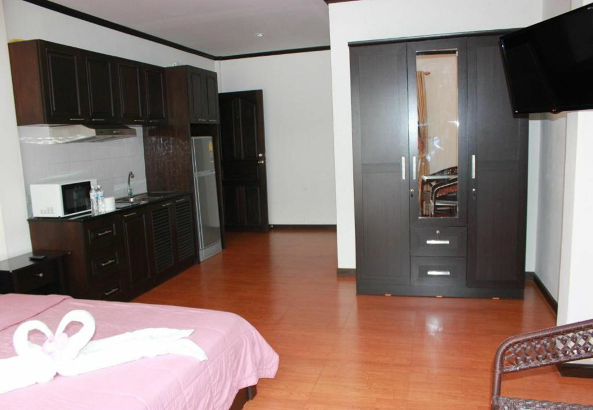 K&J Apartment Ban Nong Tabaek Екстериор снимка