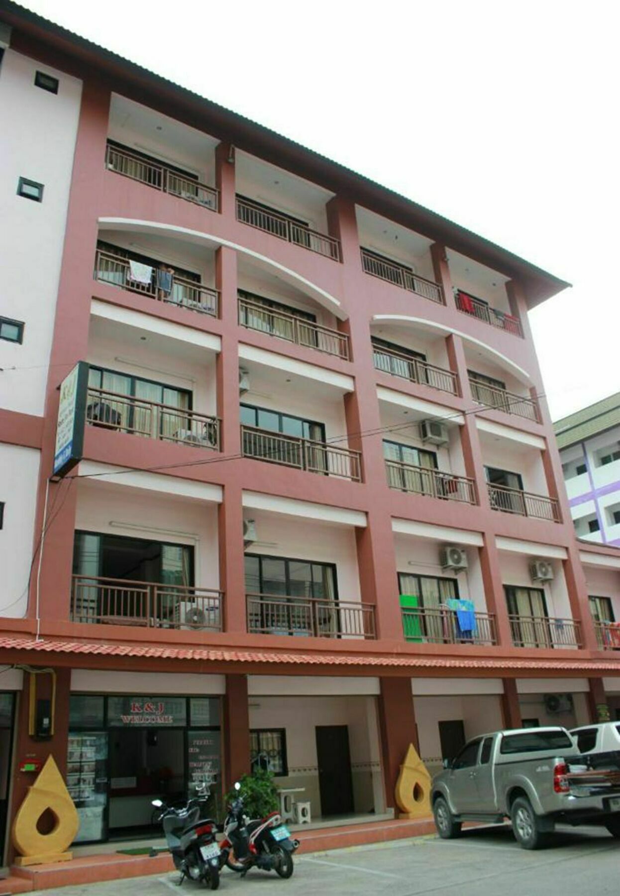 K&J Apartment Ban Nong Tabaek Екстериор снимка